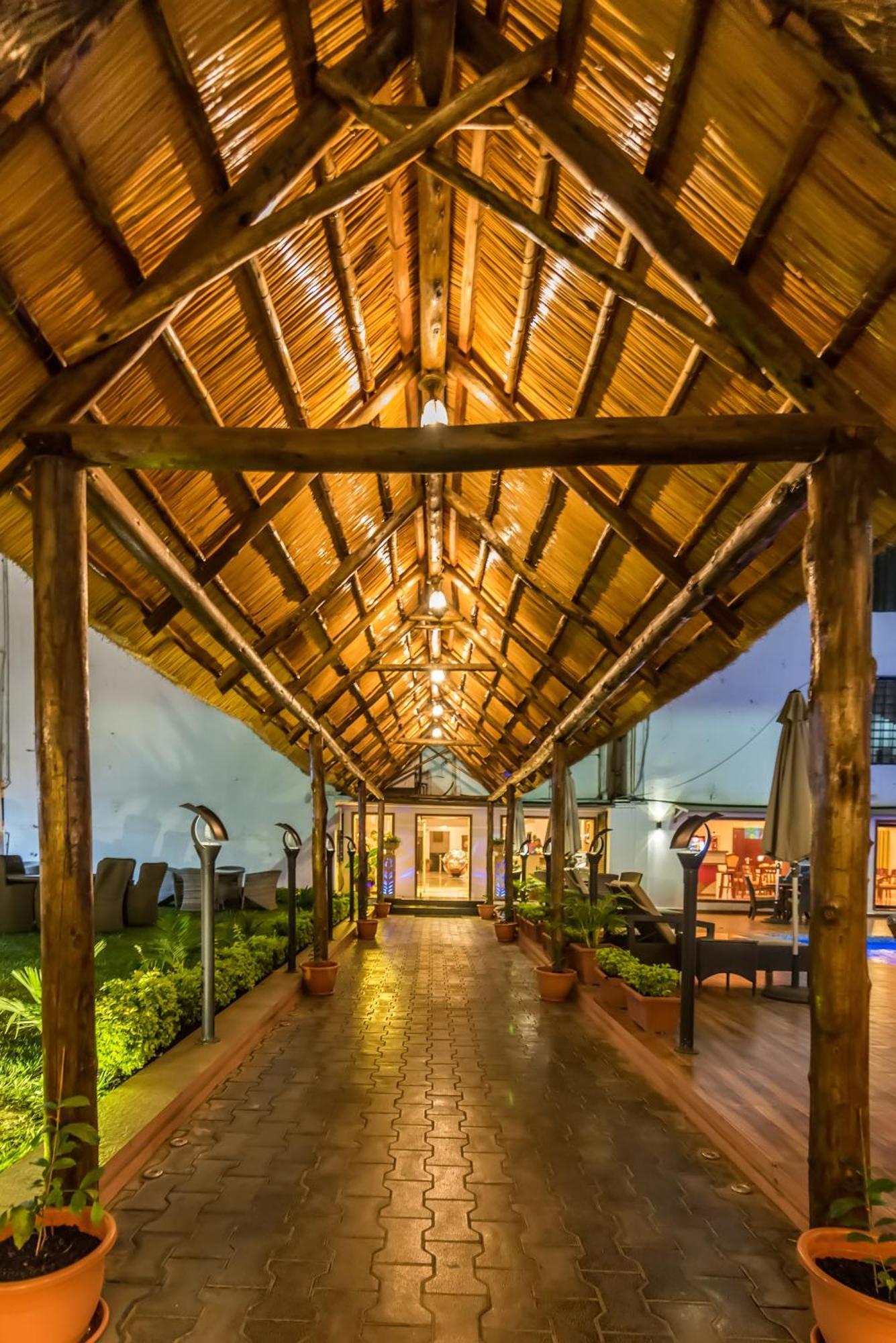 Hotel Lubumbashi Buitenkant foto