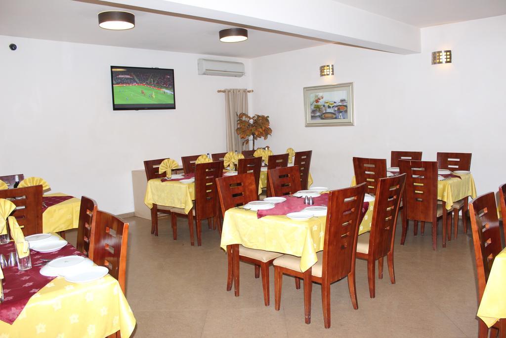Hotel Lubumbashi Buitenkant foto