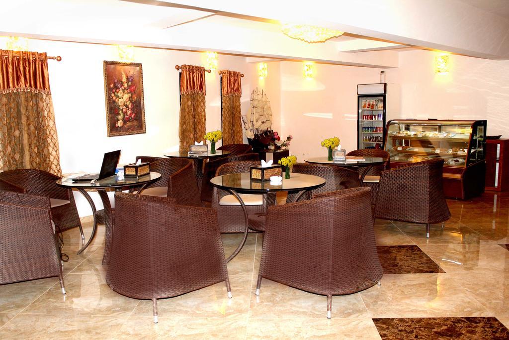 Hotel Lubumbashi Buitenkant foto