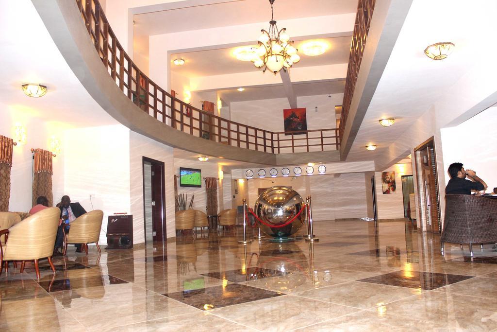 Hotel Lubumbashi Buitenkant foto